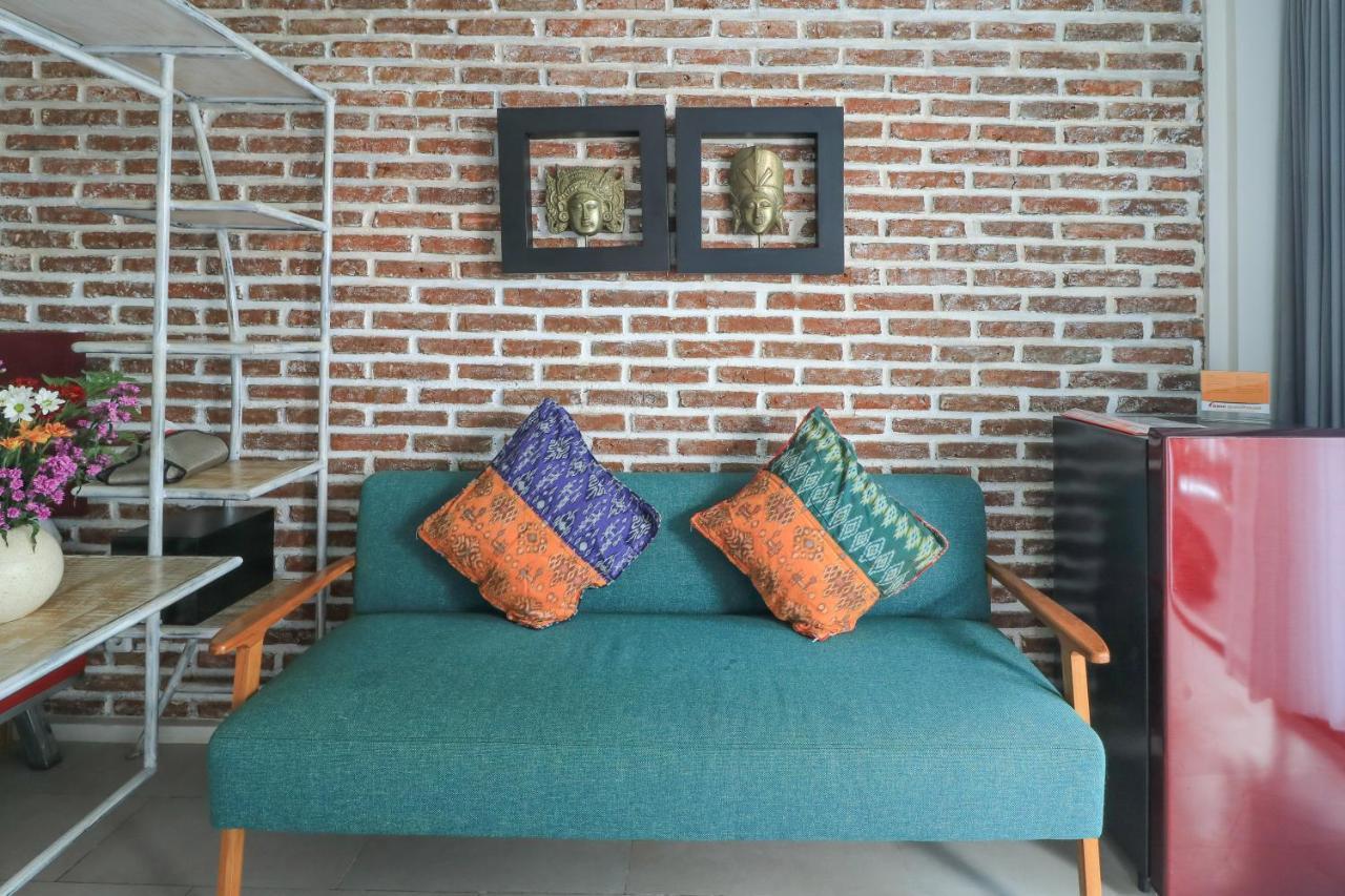 Base Guest House Canggu Εξωτερικό φωτογραφία