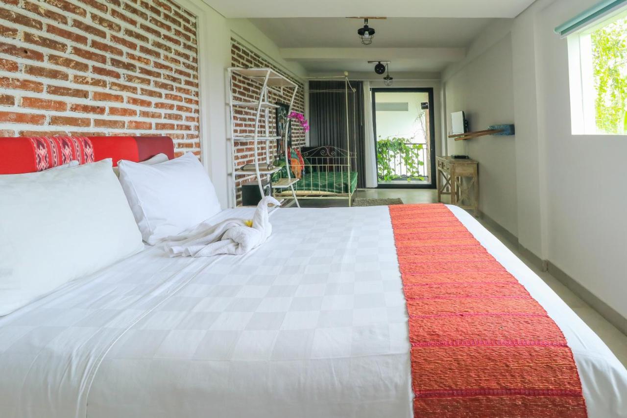 Base Guest House Canggu Εξωτερικό φωτογραφία
