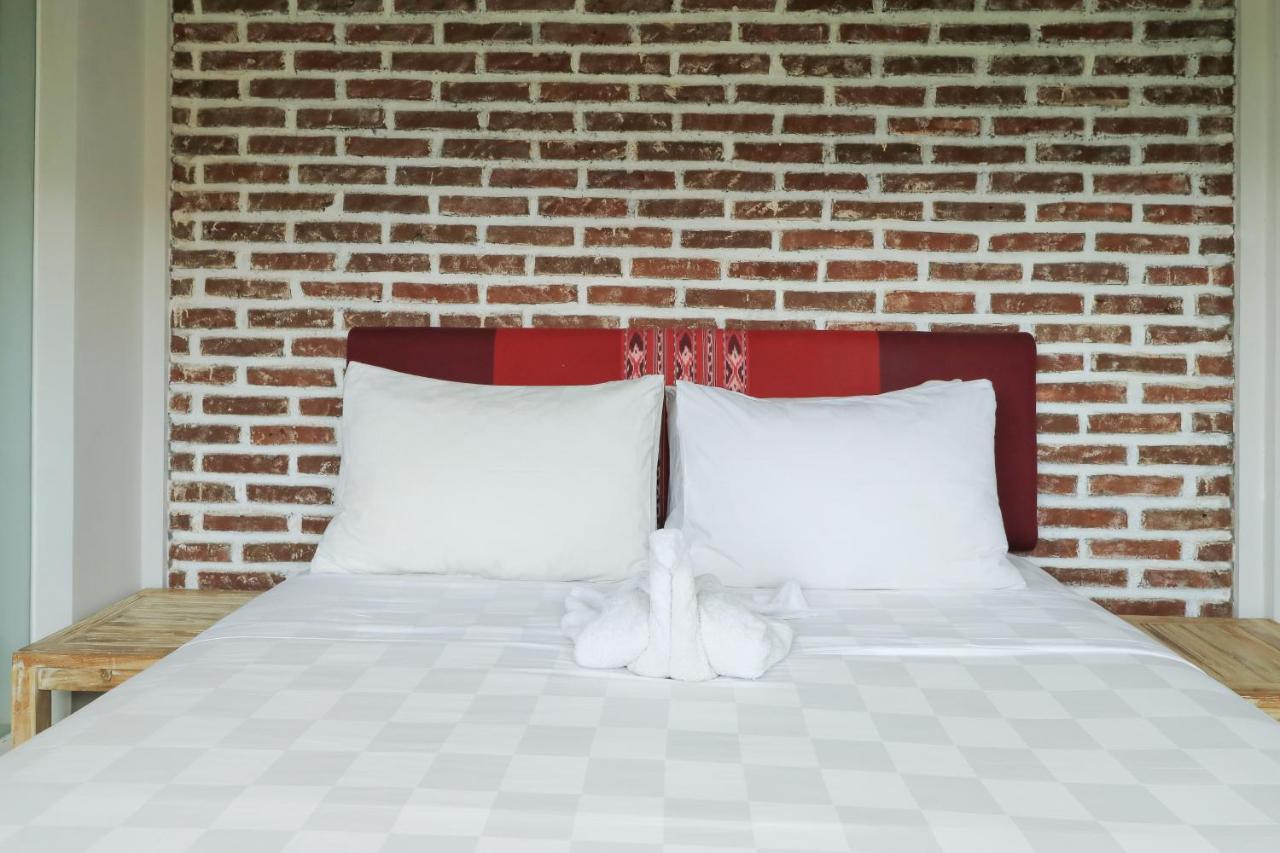 Base Guest House Canggu Εξωτερικό φωτογραφία