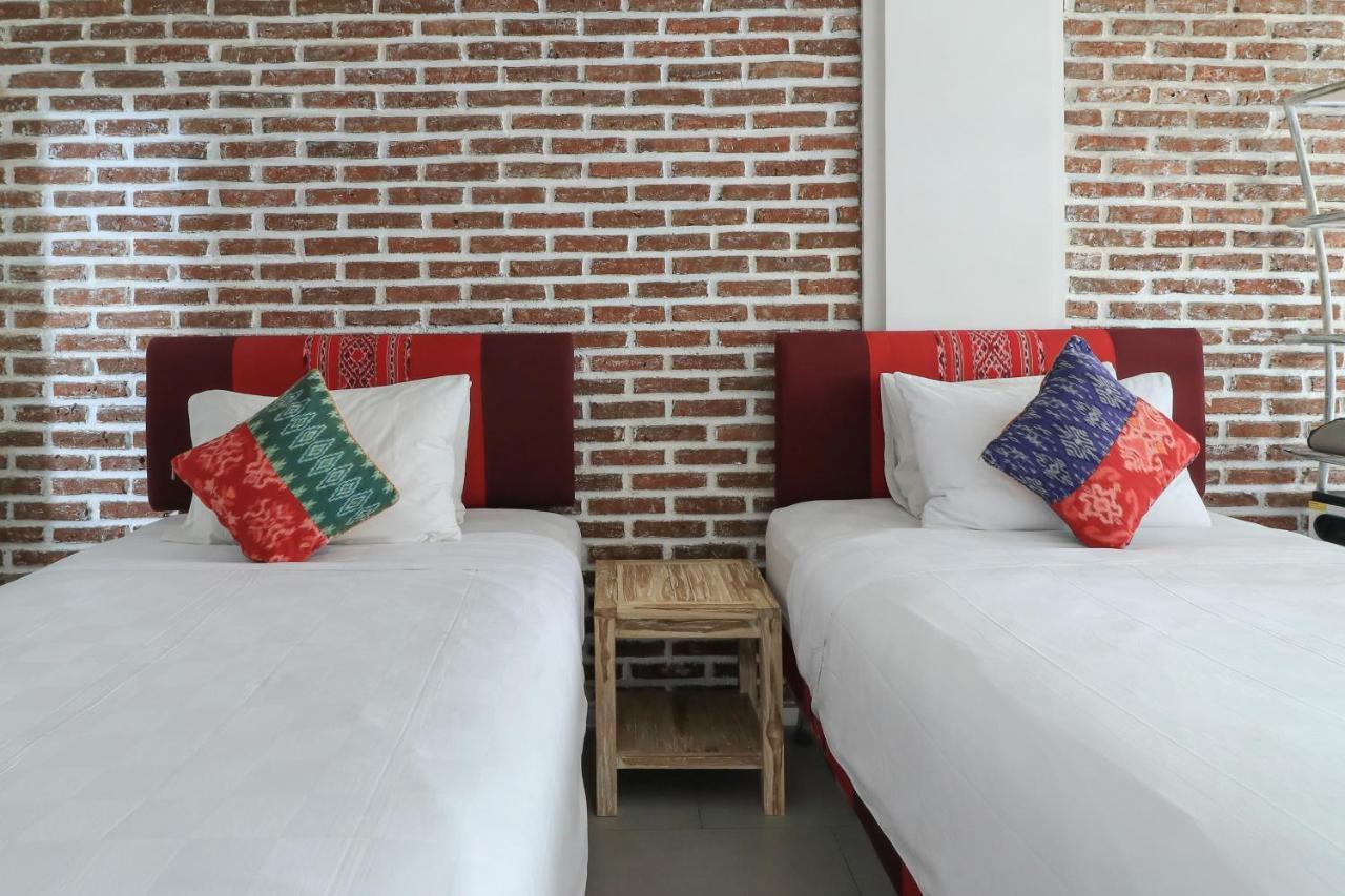 Base Guest House Canggu Εξωτερικό φωτογραφία